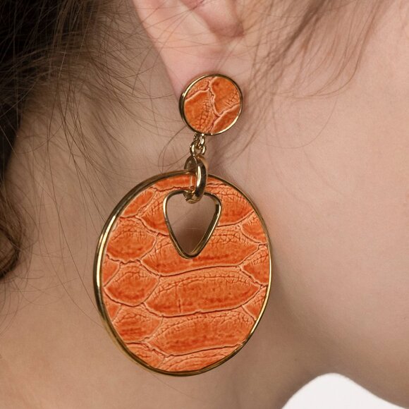 Orange Circle Shape With Cutout Animal Print Texture Faux Gold Trim‎ Earrings - Picture 2 of 11